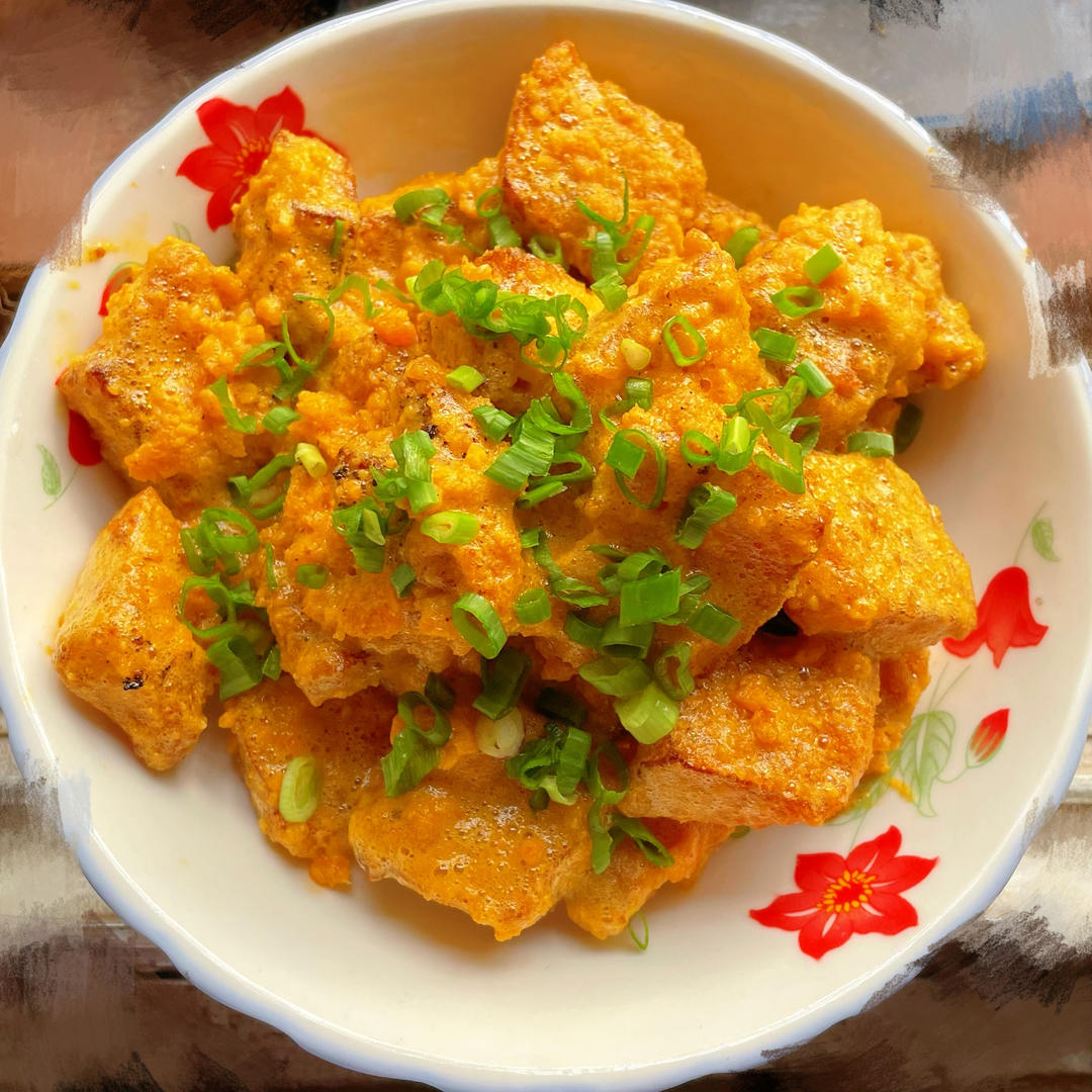 那片花海随心随意做的咸蛋黄炒南瓜