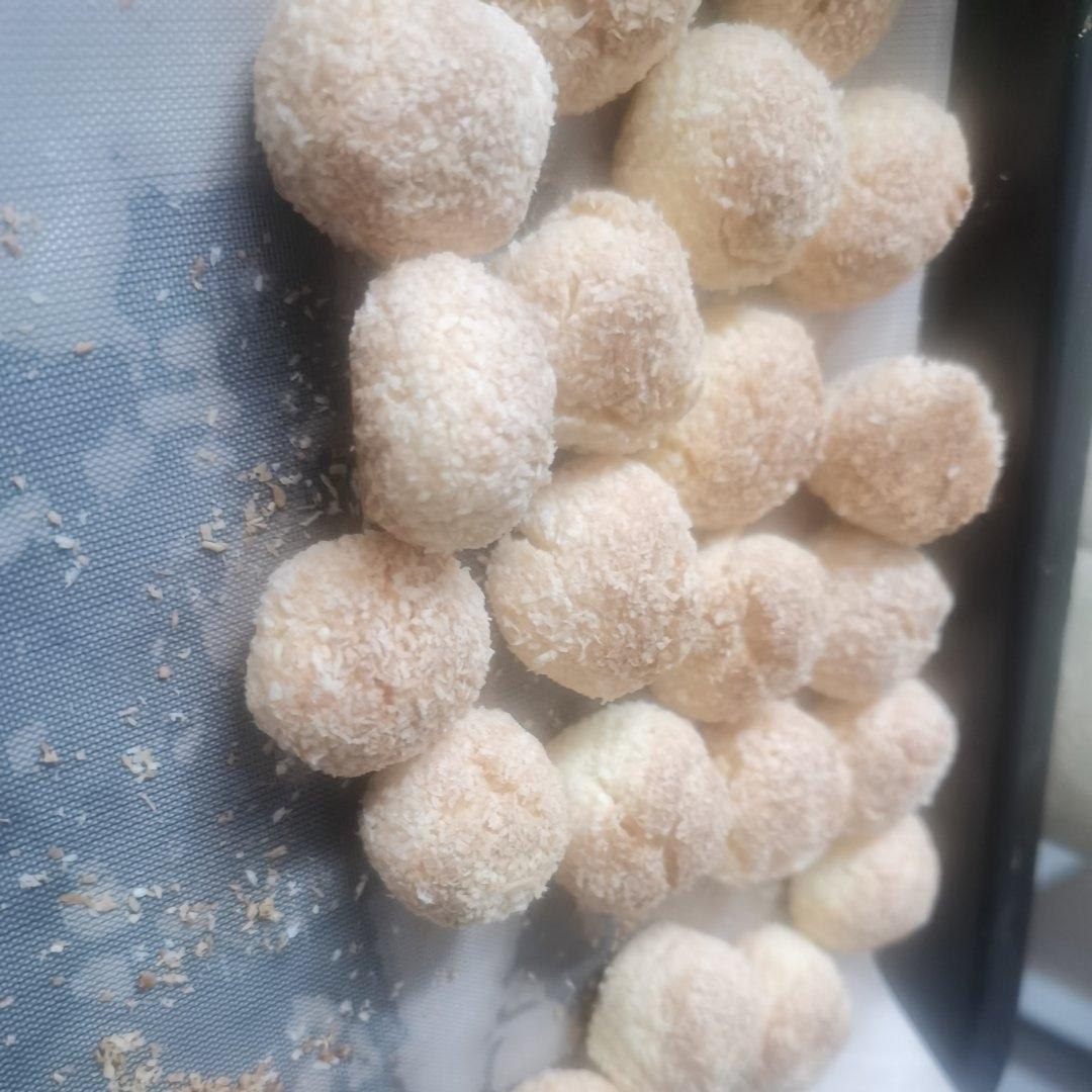 【视频】椰蓉小酥球（消耗蛋黄）童年美食