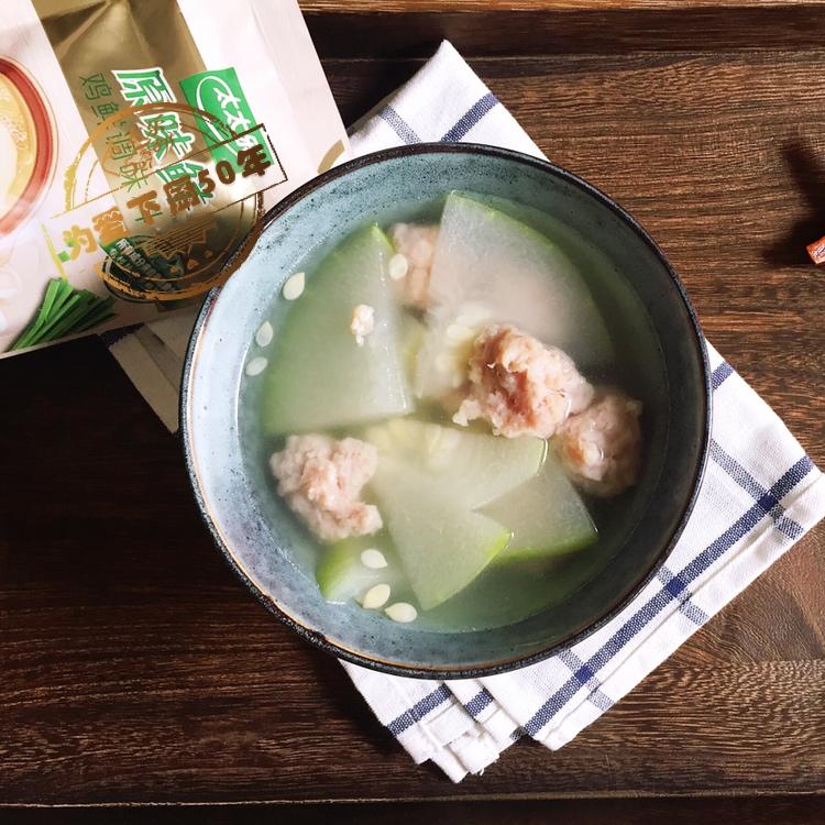 冬瓜双耳烩肉圆