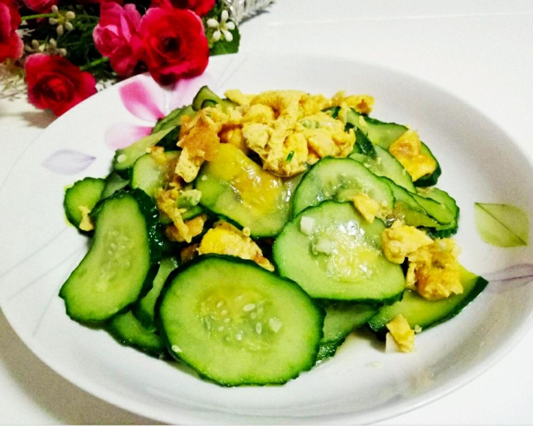 黄瓜炒鸡蛋的做法