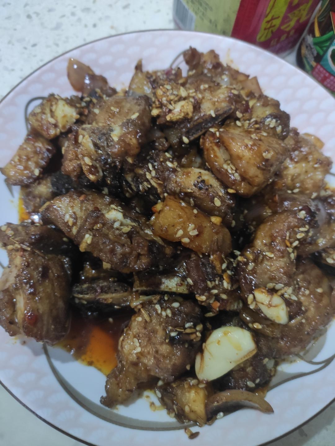 连骨头都不想放过❗蒜香孜然排骨yyds❗