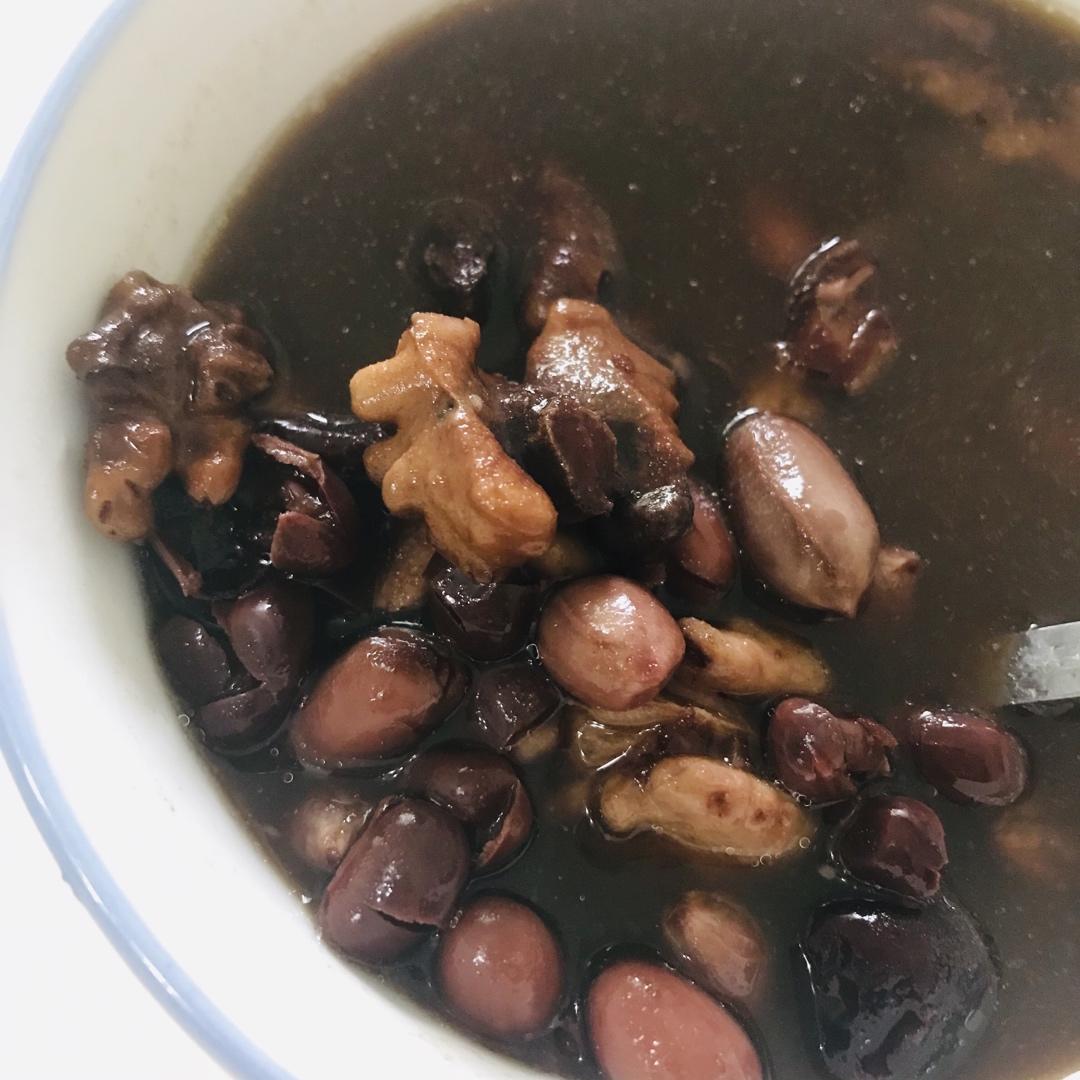 推荐一个补气血的食疗