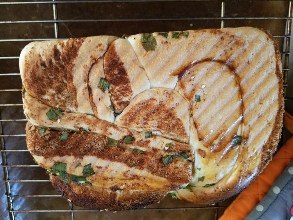 香葱肉松手撕吐司