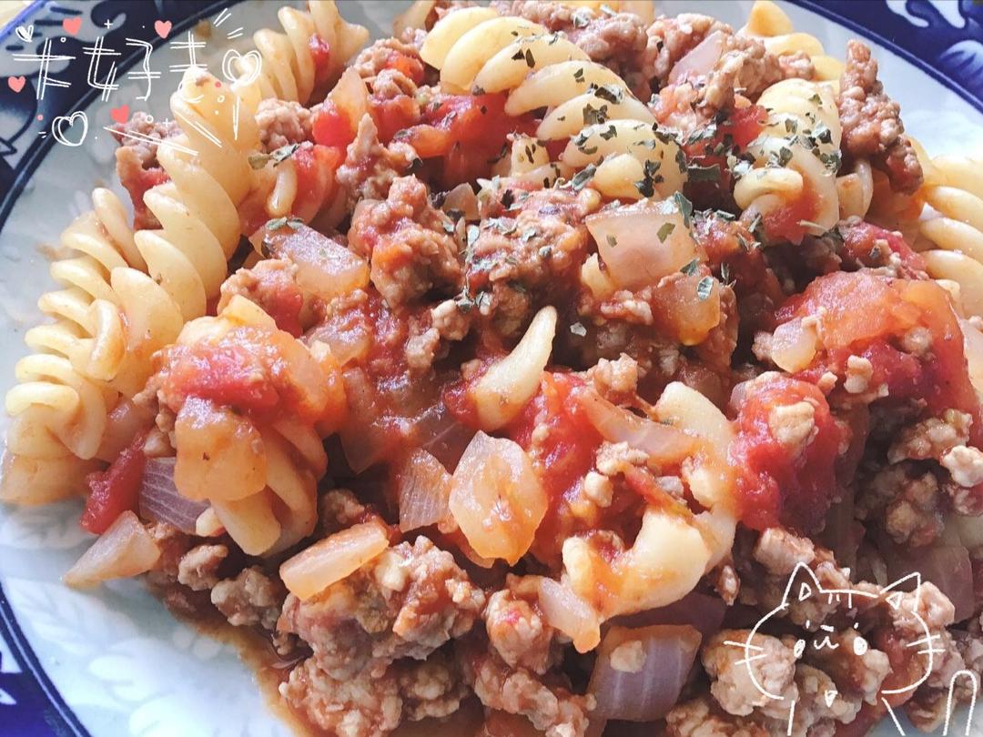 （完胜必胜客的）番茄肉酱意大利面～