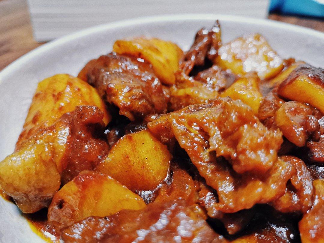一个话唠包教包会的香浓红烩牛腩
