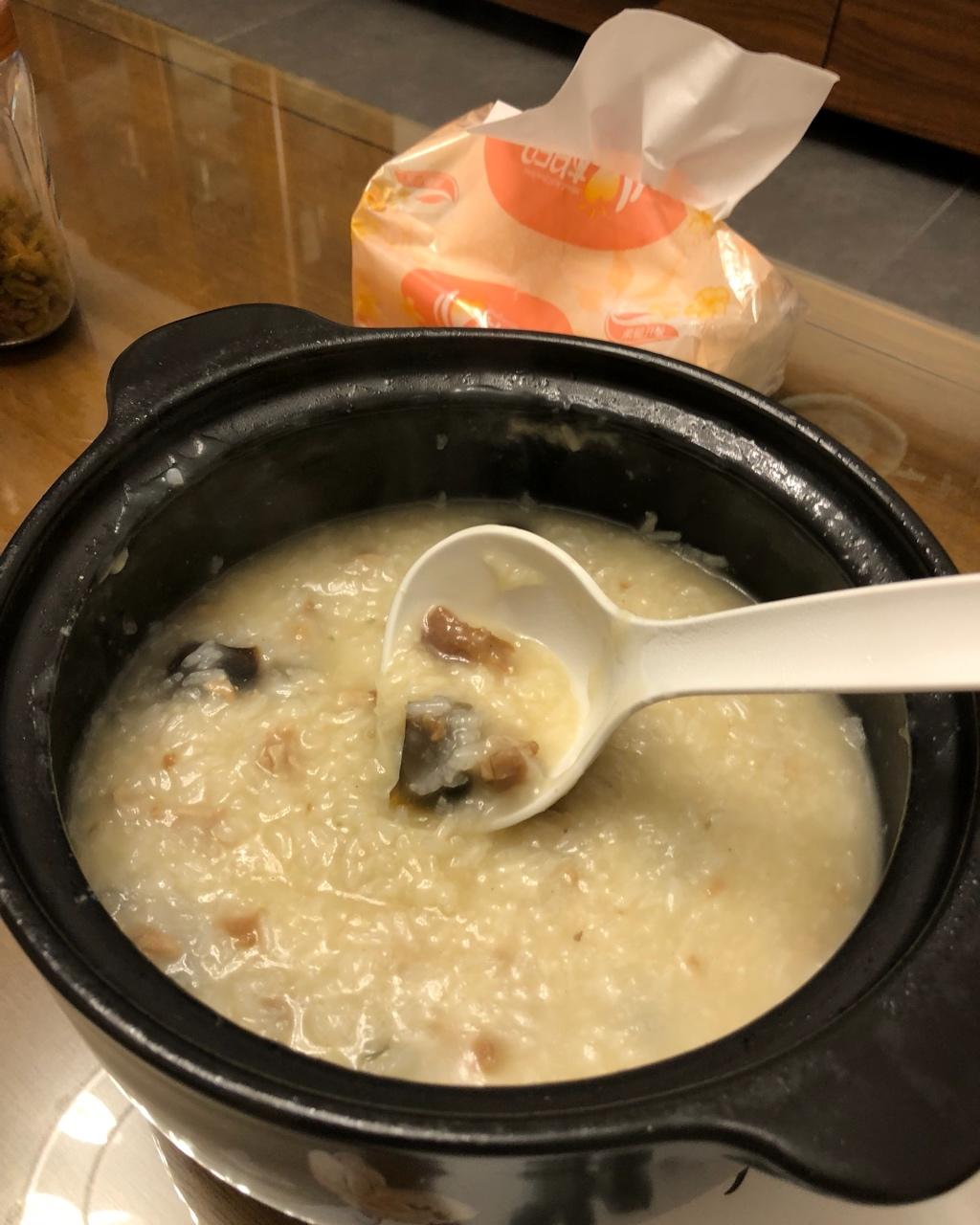 leckyj做的十五分钟快手之香滑皮蛋瘦肉粥(附五分钟电饭煲电压力锅更