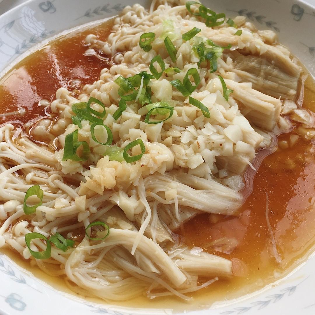 蒜蓉蒸金针菇