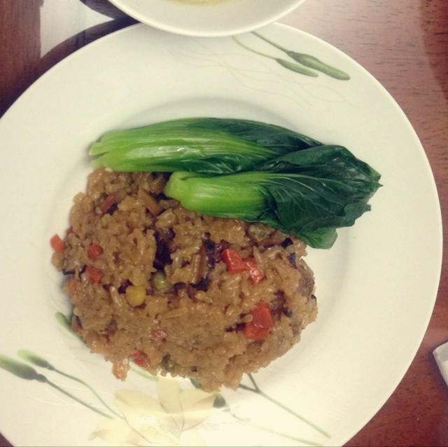 喷香排骨焖饭（爆好吃）