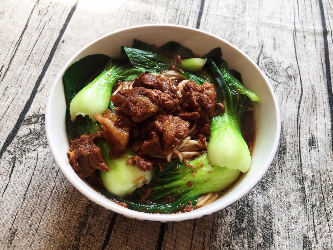 红烧牛腩面