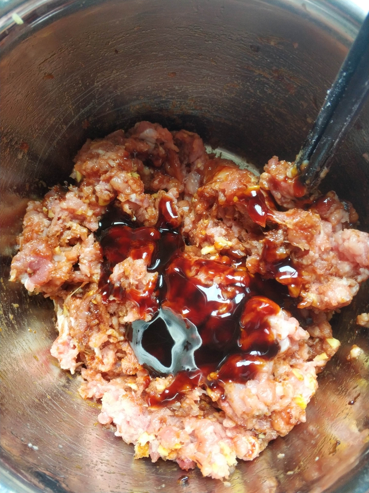 洋葱猪肉水饺的做法 步骤4