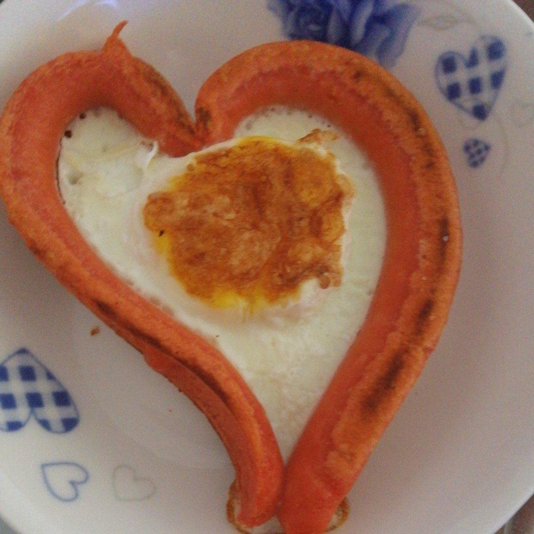 用电饼铛煎心形鸡蛋🥚