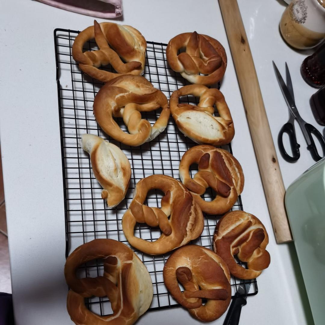 德国碱水面包/普雷节/中国结/绣球/红豆碱水棒/五股辫/六股辫/碱水球