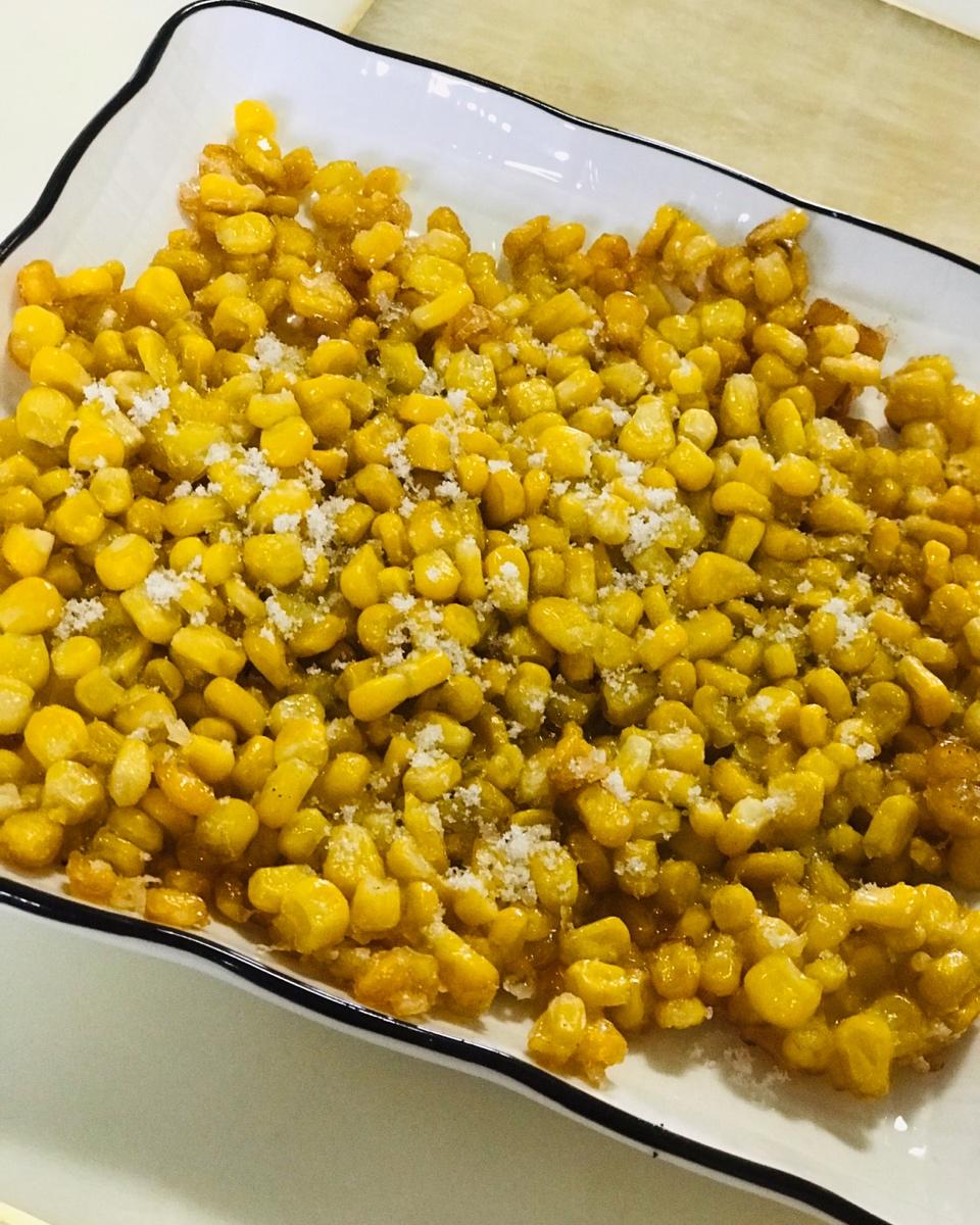 棒棒哒！这样做出的玉米烙，就是大厨的水平！（多动图，孔瑶的食谱）