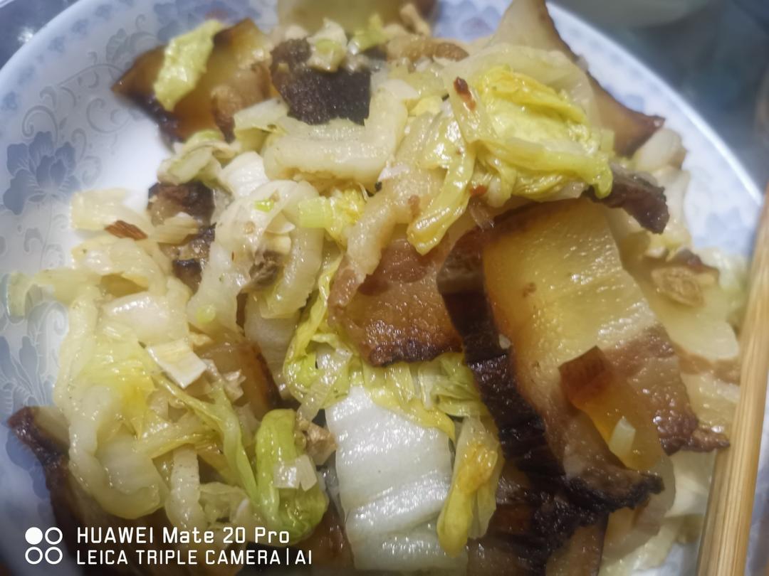 白菜杆炒腊肉