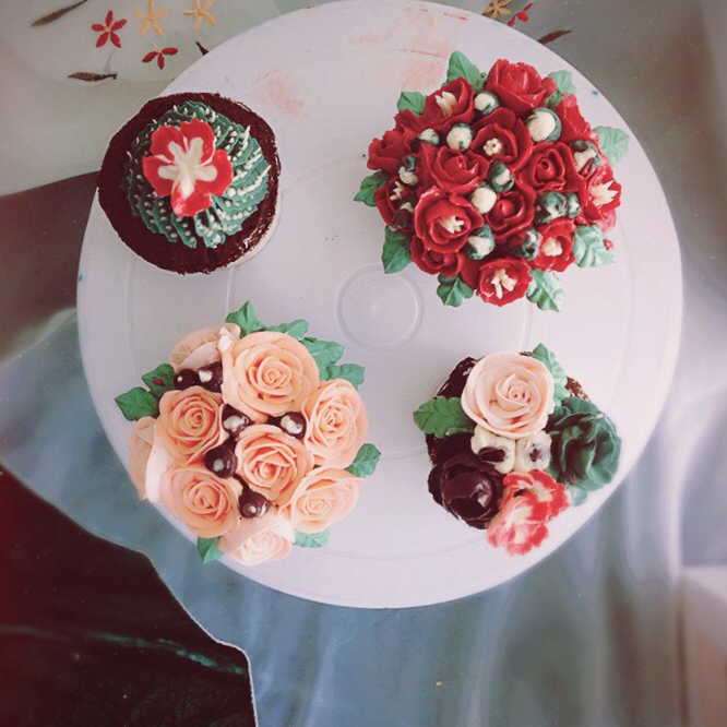 软绵绵戚风纸杯蛋糕