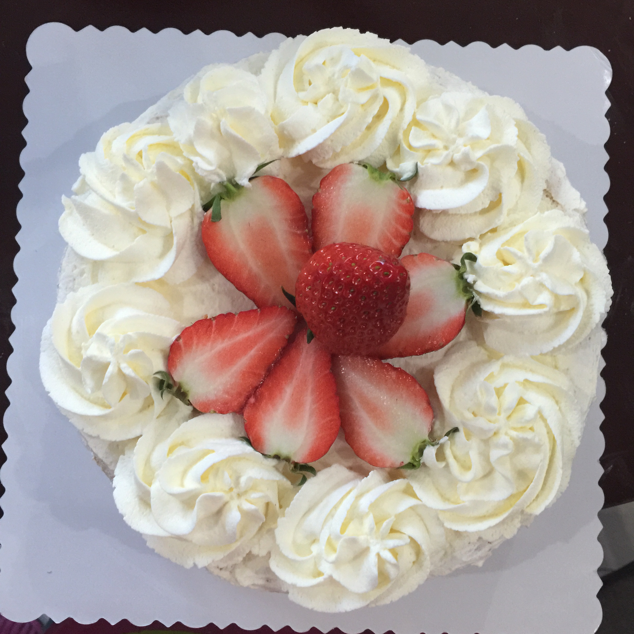 淡奶油裱花蛋糕