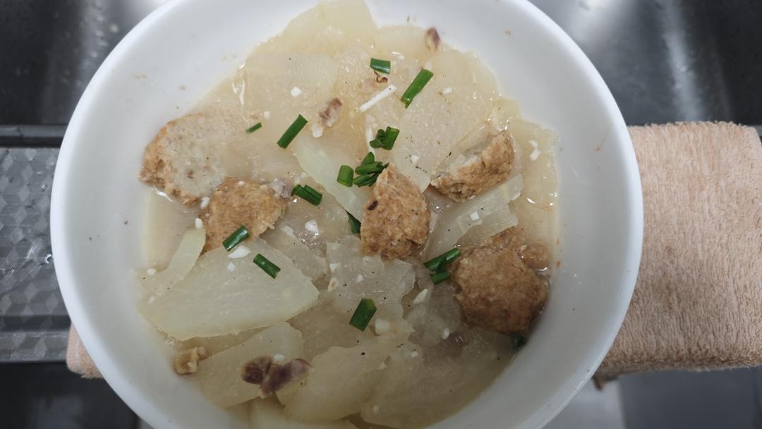 鲜美嫩滑，好喝不胖的冬瓜肉丸汤，做法巨简单