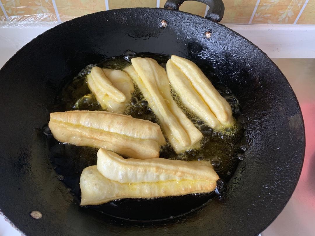 不加一滴水的酥脆奶香小油条