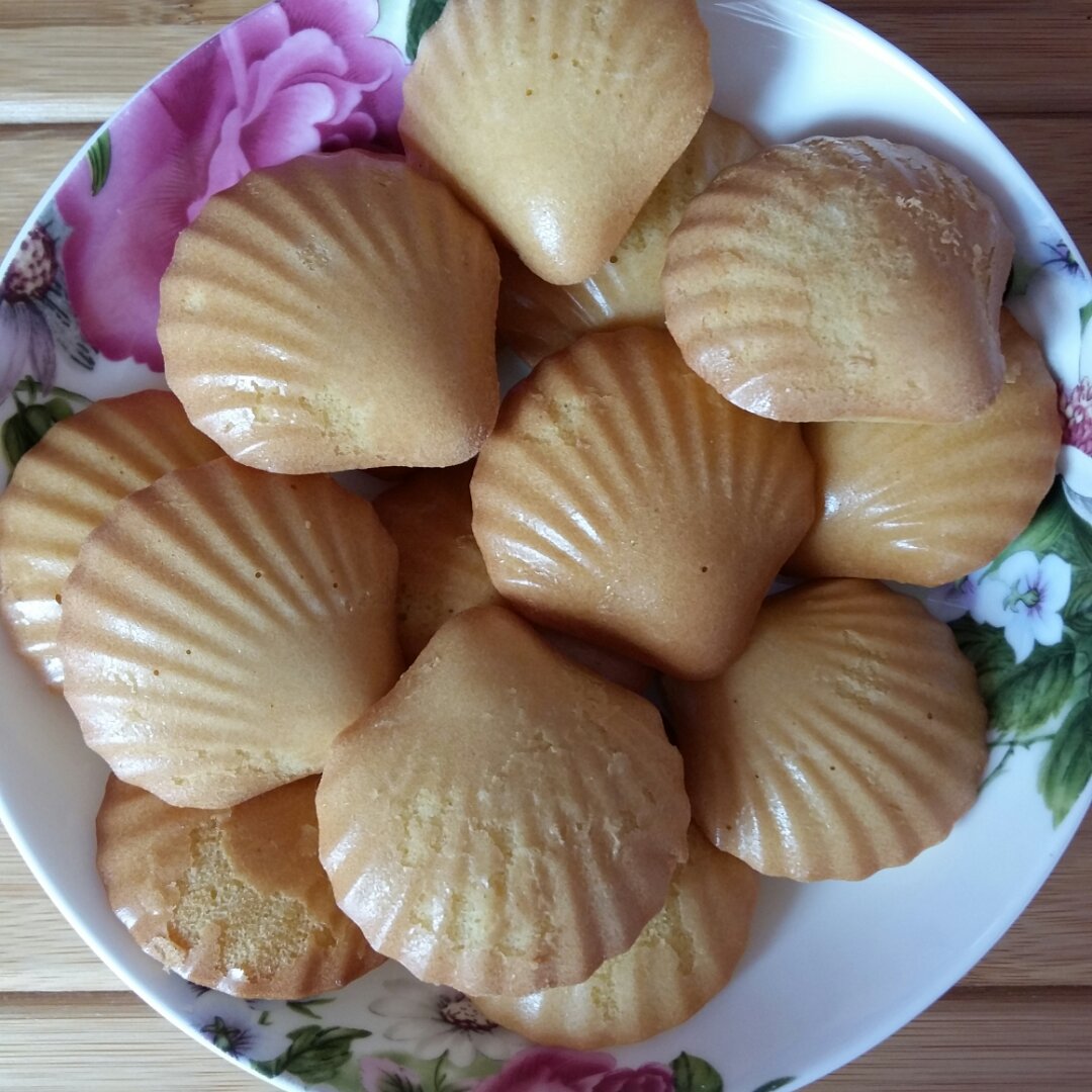 【视频食谱】太妃海盐玛德琳