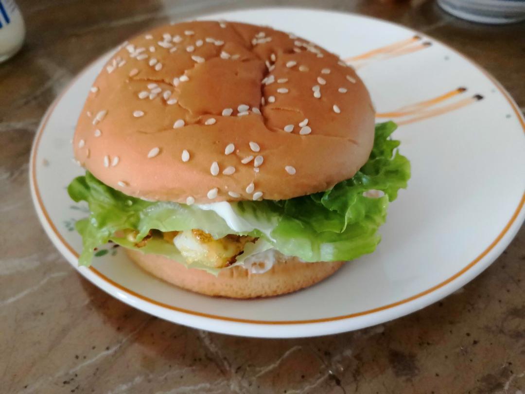 自制肉饼汉堡包