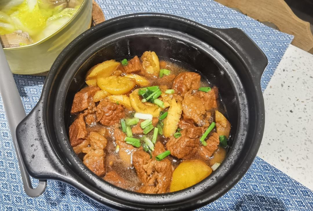 番茄土豆炖牛腩