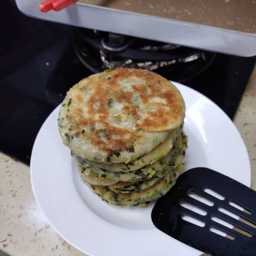 堂妈教你做飘香葱油饼