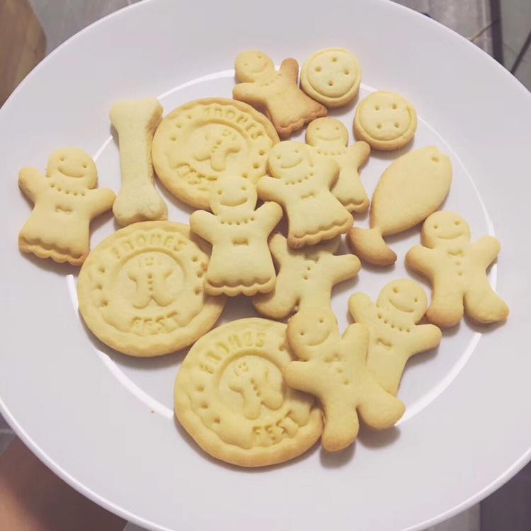 卡通黄油饼干