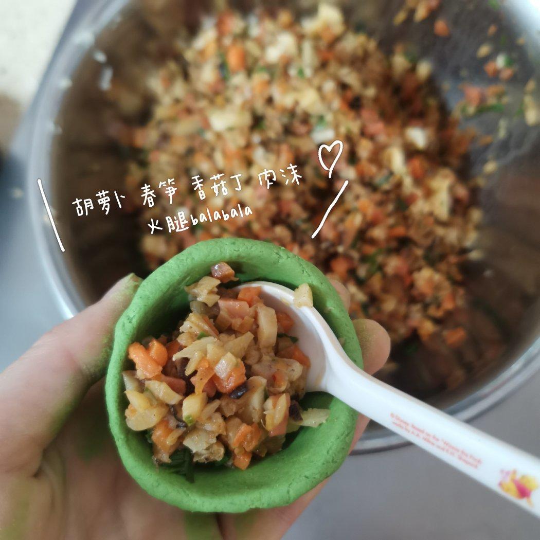 清明必吃的艾草青团