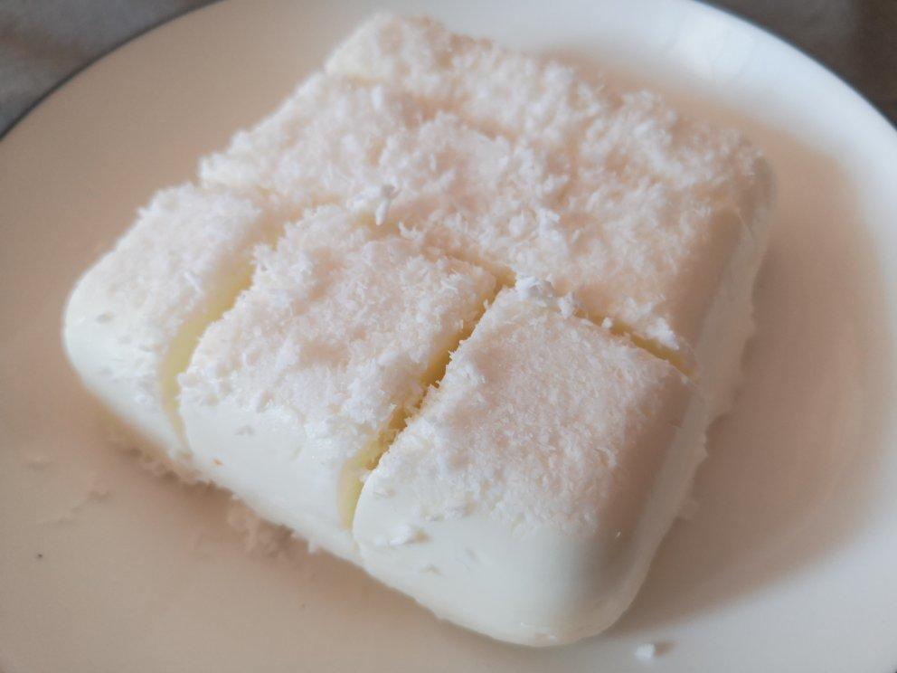 椰蓉牛奶小方
