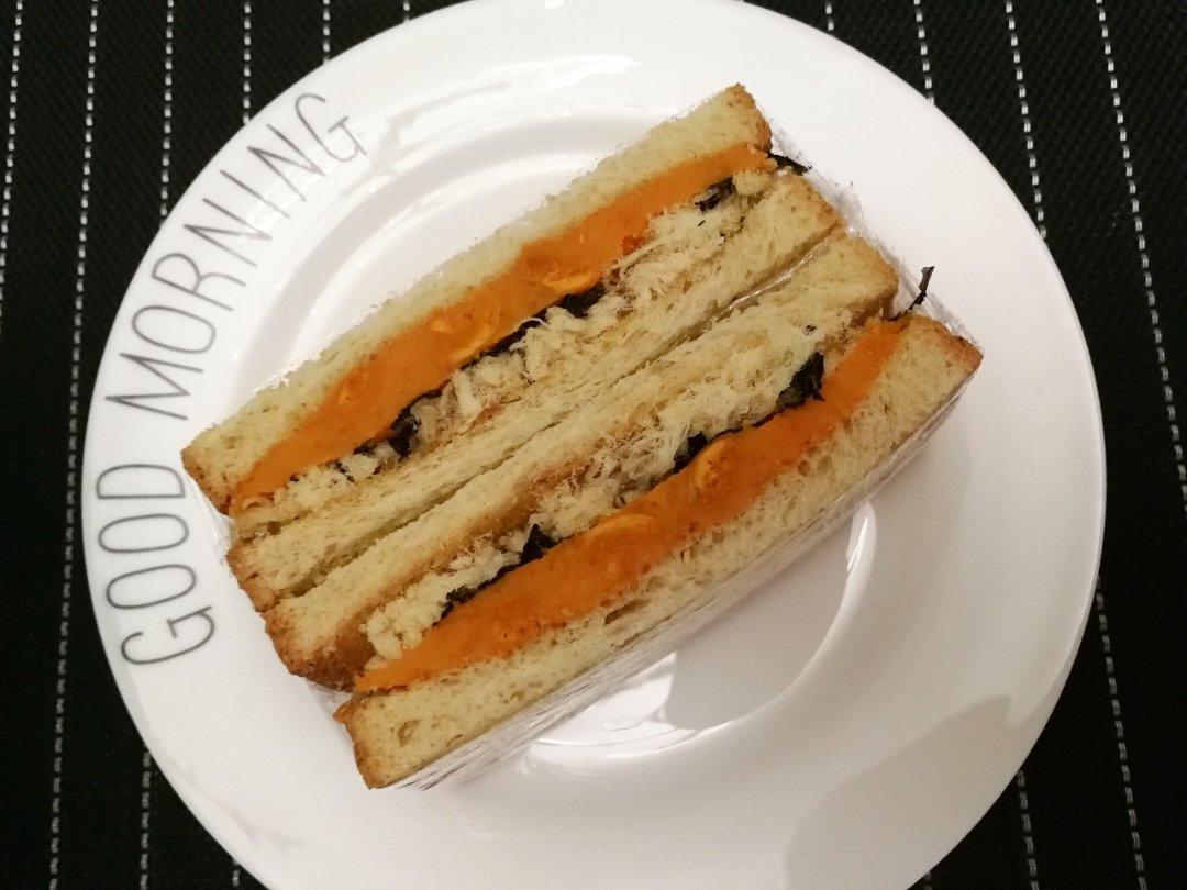 红薯泥肉松三明治