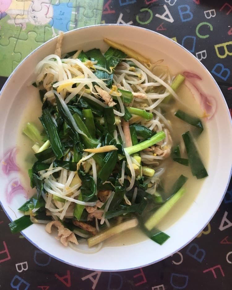 韭菜炒豆芽