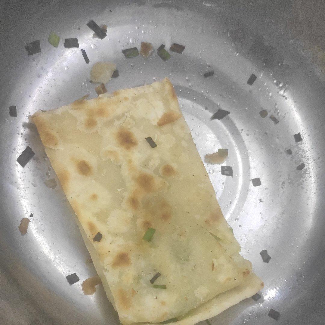 葱油饼-自己做薄脆酥香层层分明且一点儿都不油