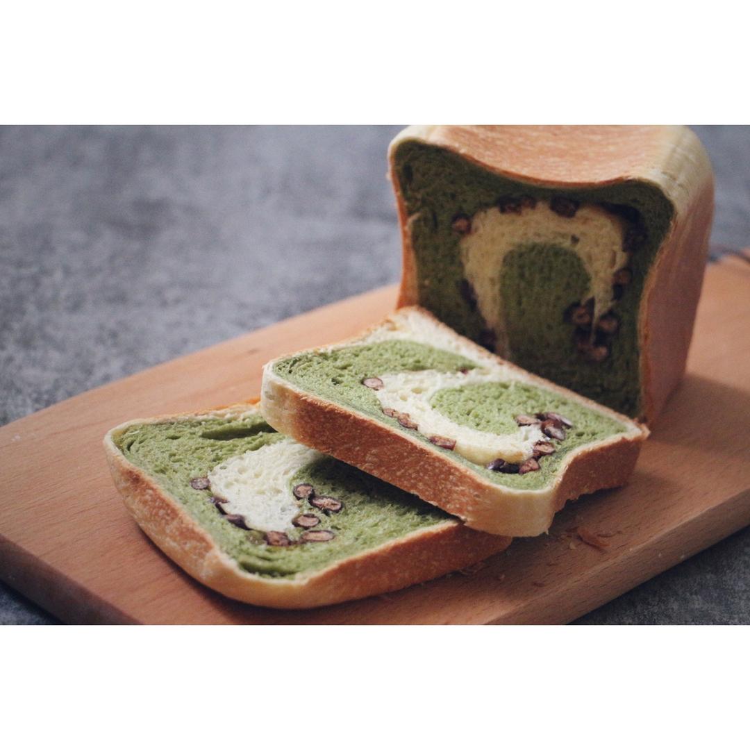 抹茶蜜豆吐司