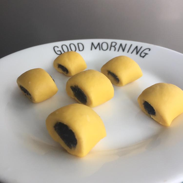 一口一个的刀切夹心牛奶小小馒头(一次性发酵)