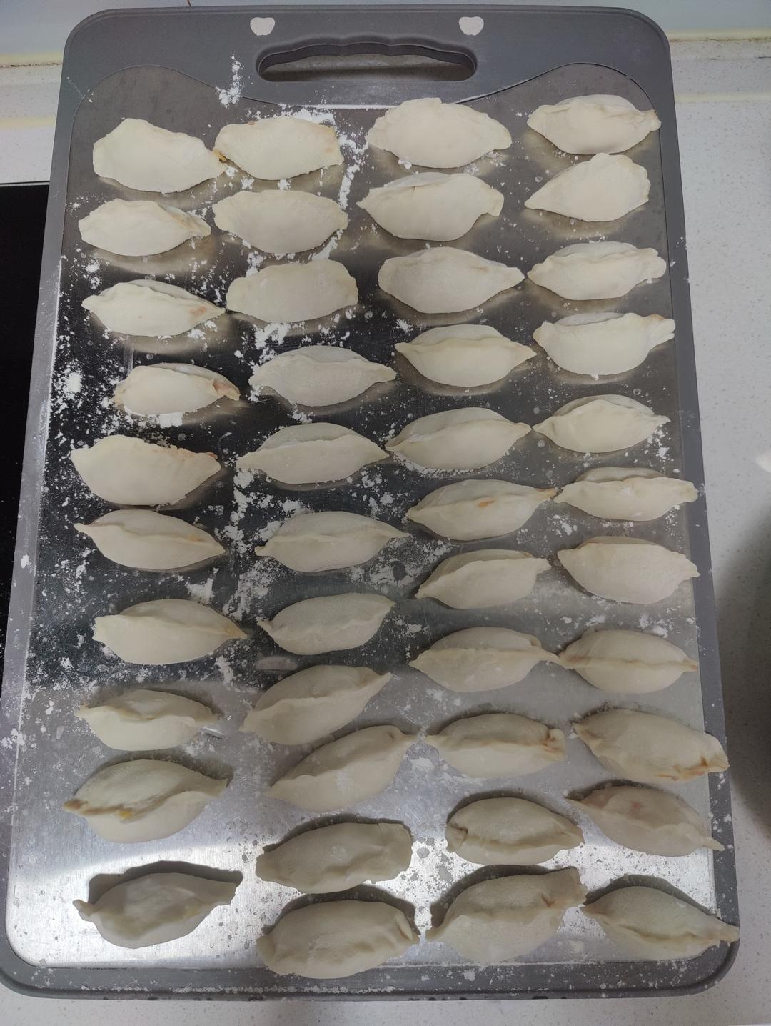 手工揉面三分钟，又韧又薄又好包的饺子皮