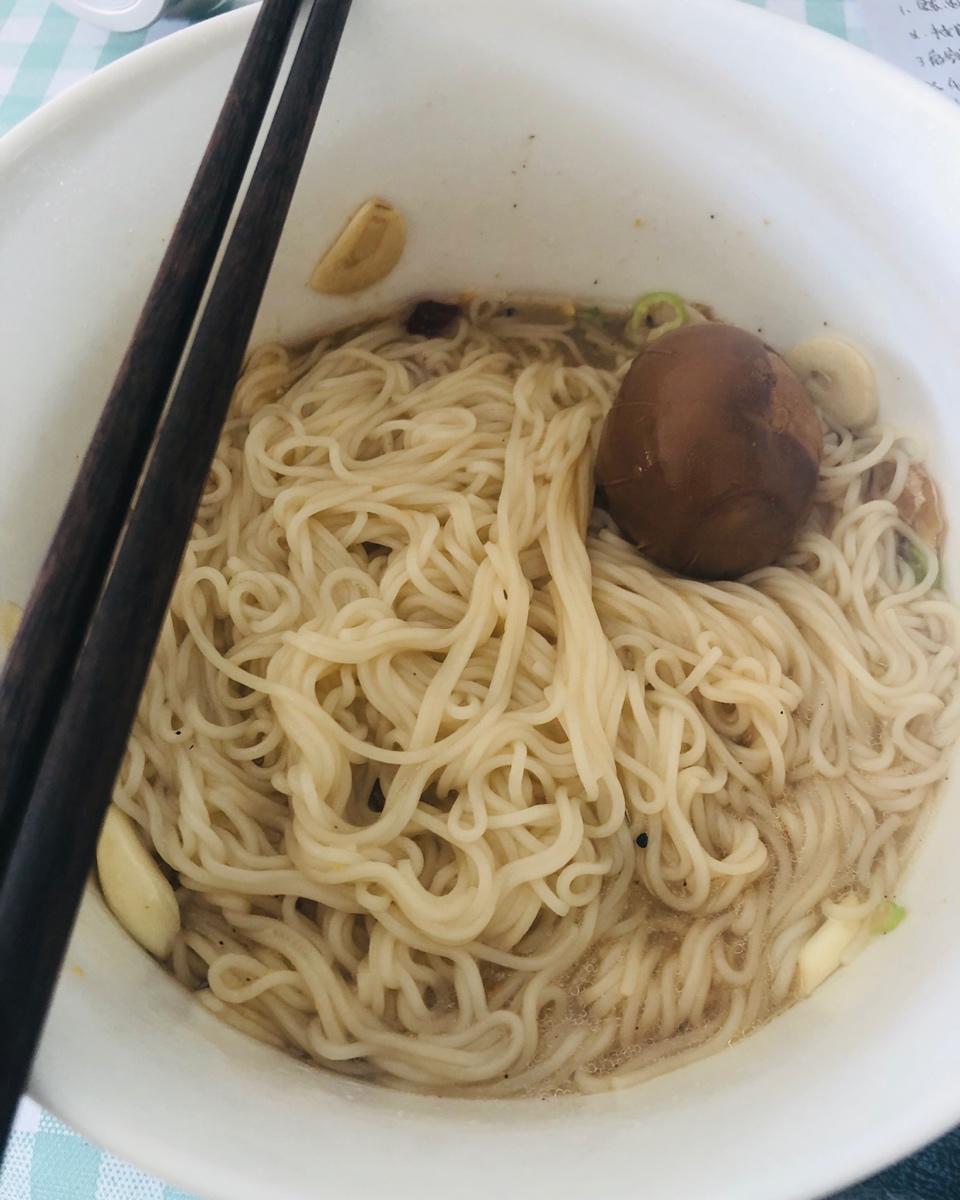 深夜解馋：酸汤面