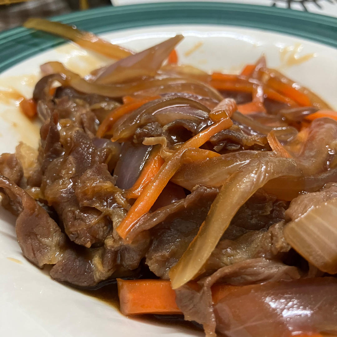 这大概是最接近日料店的照烧肥牛饭了