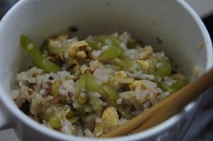 丝瓜鸡蛋拌粗粮米饭的做法 步骤6
