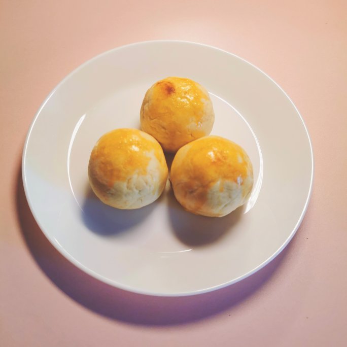 《Tinrry+》菠萝蛋黄酥（超快手、免揉、不用开酥）