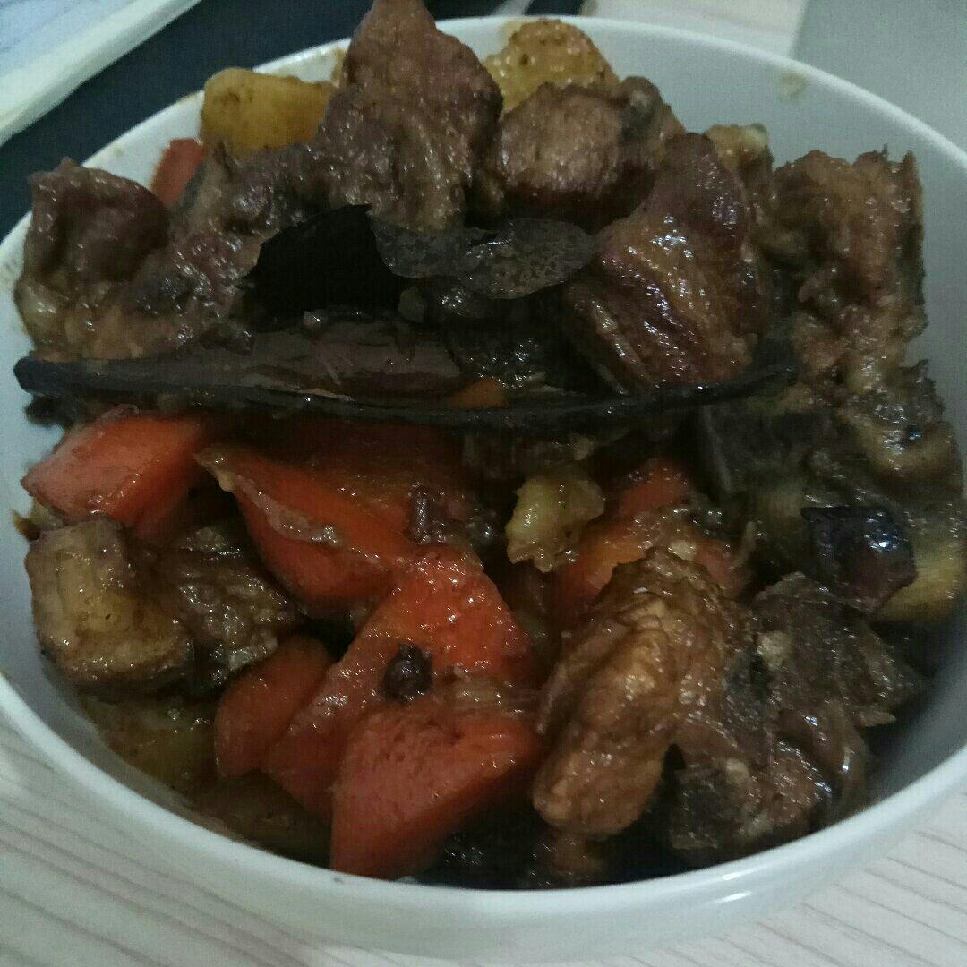 胡萝卜土豆炖排骨