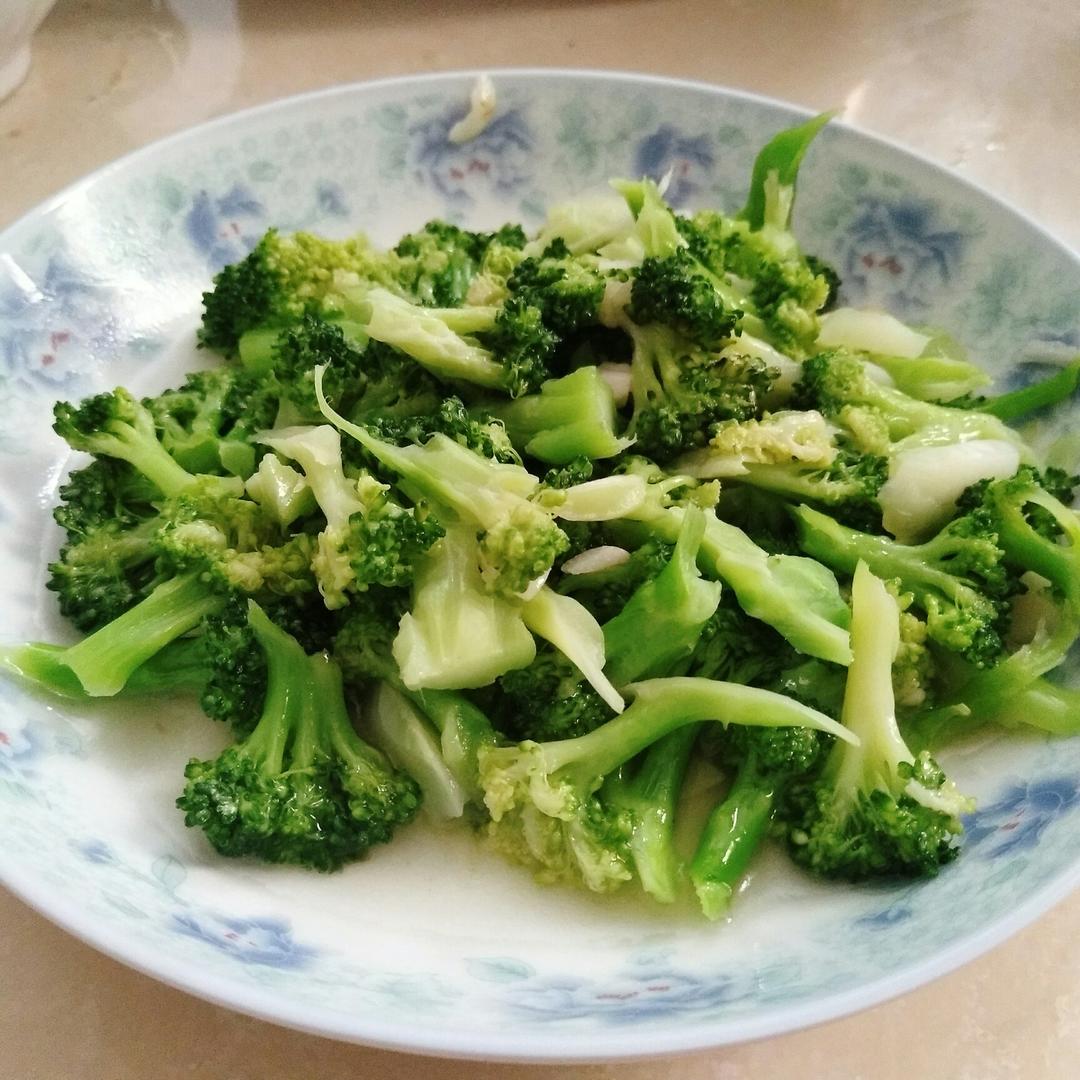 清炒西兰花