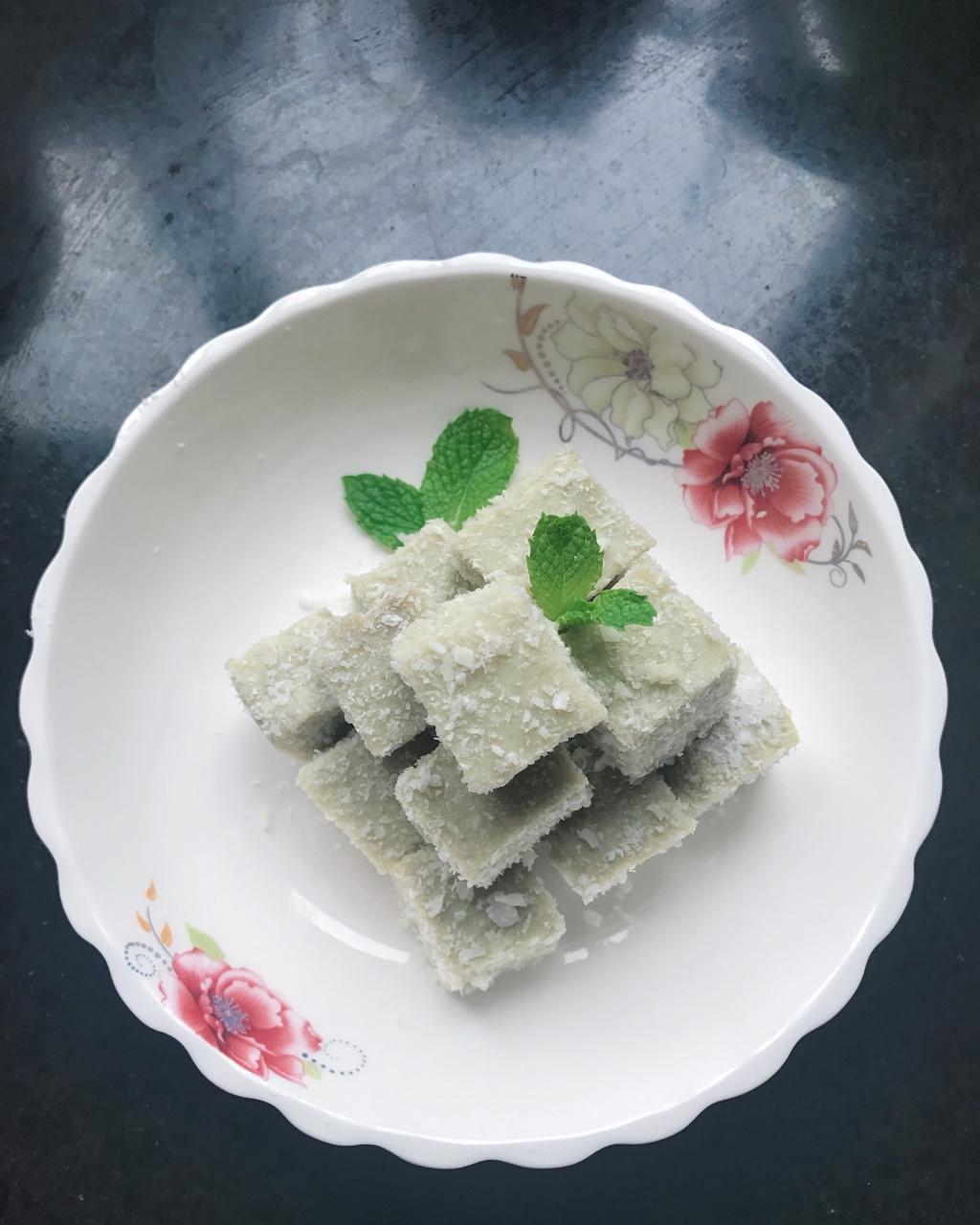 牛奶抹茶椰丝小方