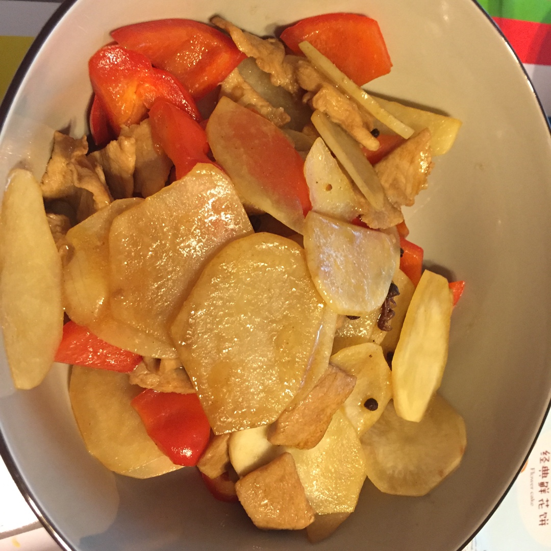 土豆青椒炒肉片