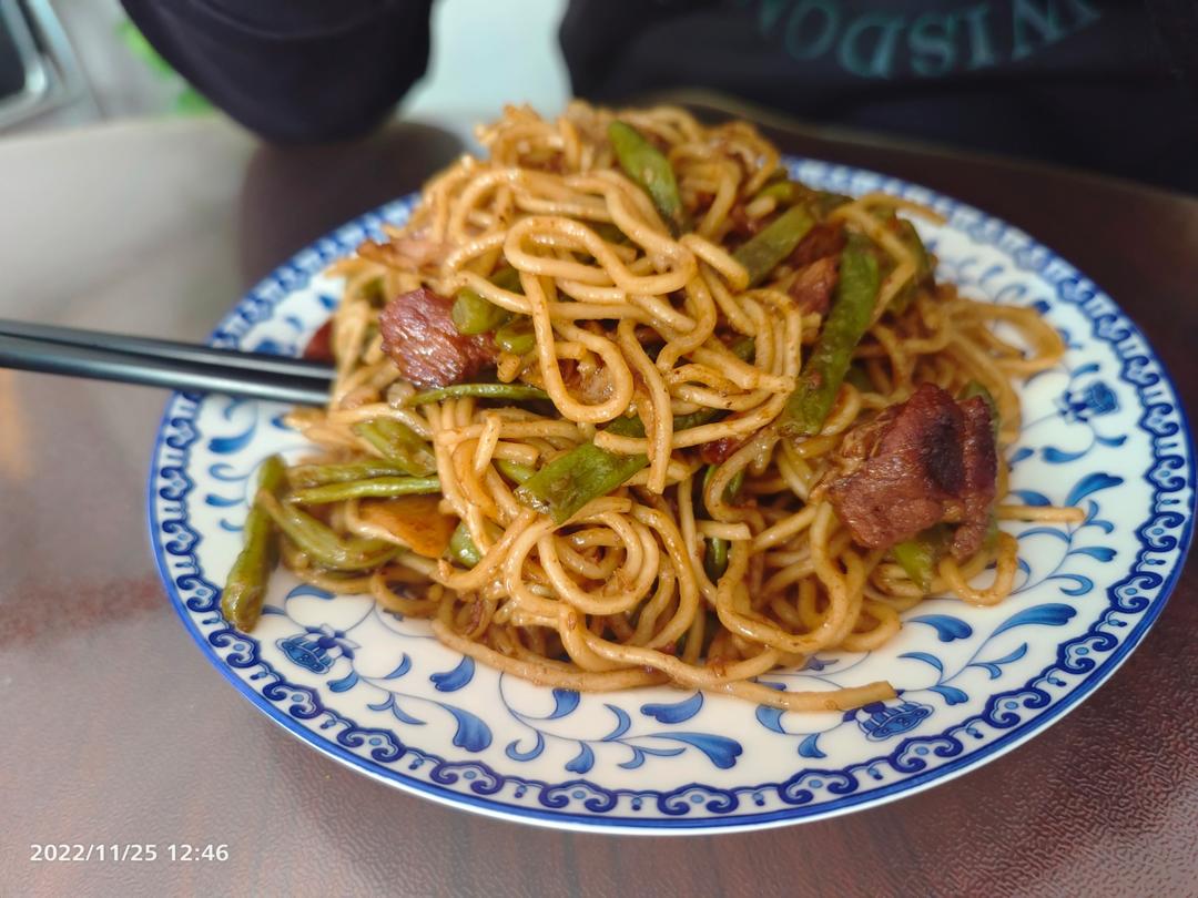 豆角焖面