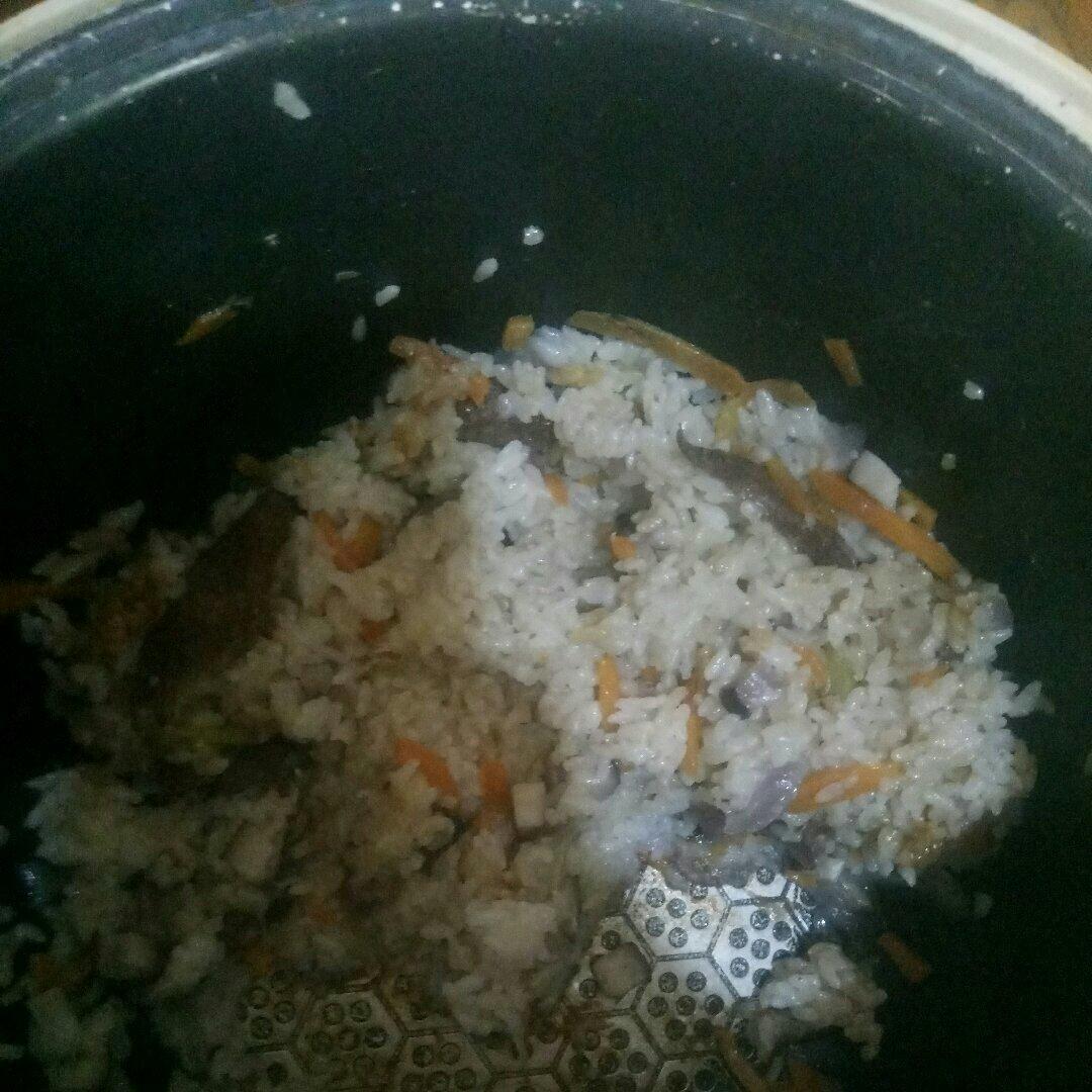 电饭煲香肠焖饭