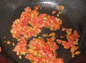 西红柿菠菜疙瘩汤的做法 步骤4
