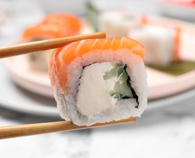三文鱼寿司丨新鲜又美味