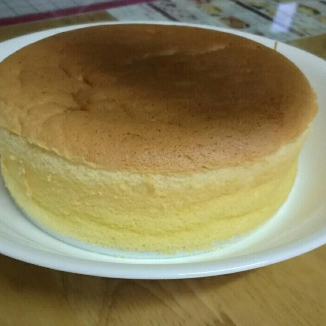 烤箱做蛋糕（戚风蛋糕的做法）