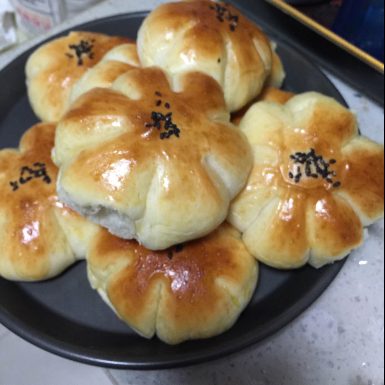 花式豆沙餐包