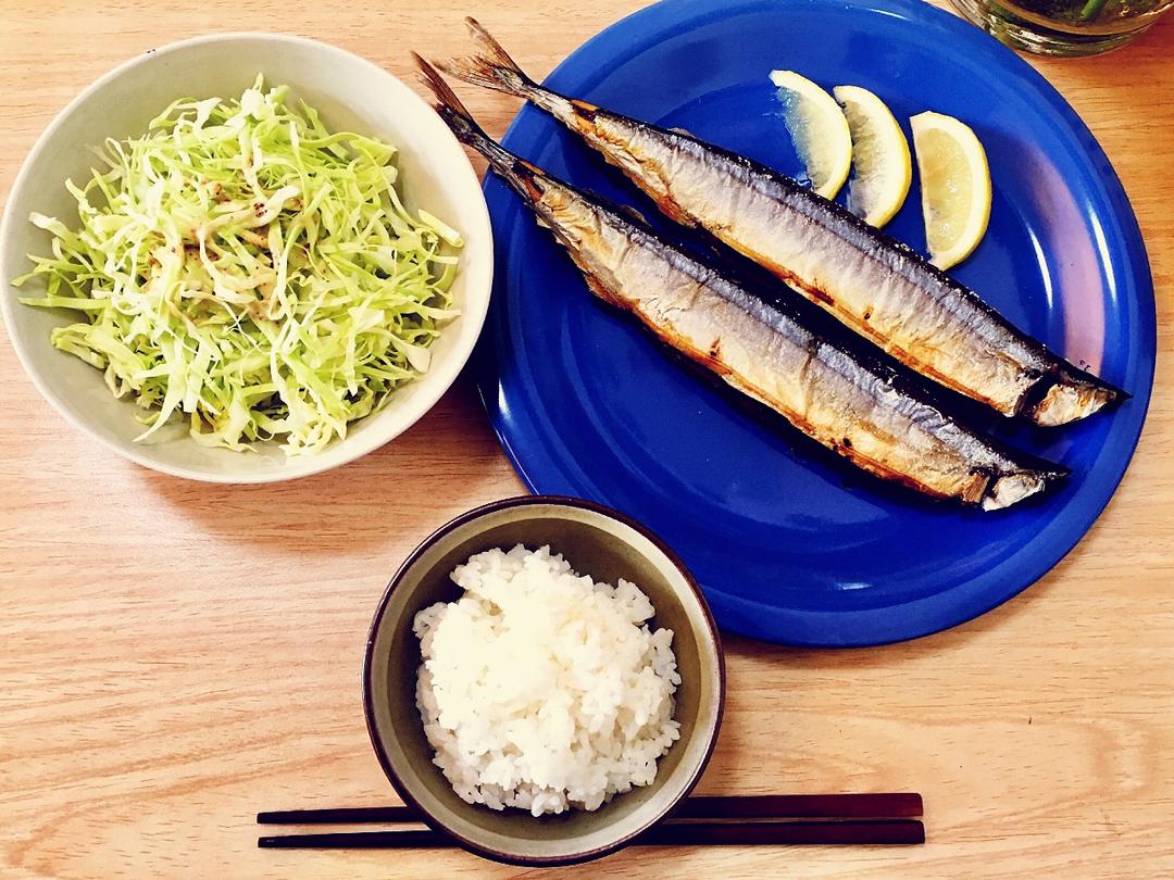 日本人教你做正宗料理之烤秋刀鱼